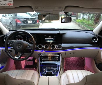 Mercedes-Benz E class E250 2017 - Cần bán lại xe Mercedes E250 đời 2017, màu xanh lam