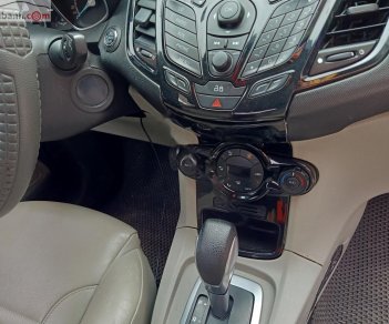 Ford Fiesta 2017 - Bán xe Ford Fiesta năm 2017 xe gia đình