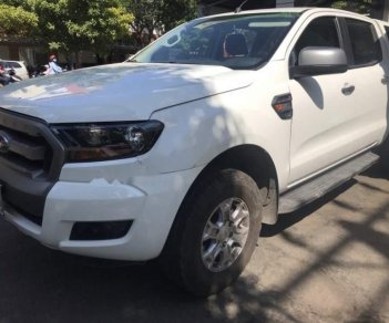 Ford Ranger XLS 2.2 MT  2016 - Bán Ford Ranger XLS 2.2 MT năm 2016, màu trắng, nhập khẩu