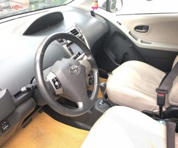 Toyota Yaris 1.3 2010 - Bán Toyota Yaris 1.3 sản xuất năm 2010, màu trắng, nhập khẩu