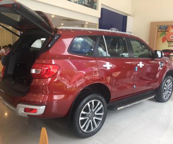 Ford Everest Titanium 4x2 2019 - Cần bán Ford Everest Titanium đời 2019, nhập khẩu nguyên chiếc