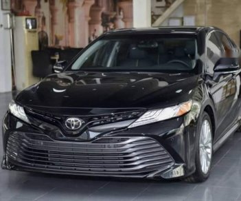 Toyota Camry 2019 - Bán Toyota Camry năm sản xuất 2019, màu đen, nhập từ Thái