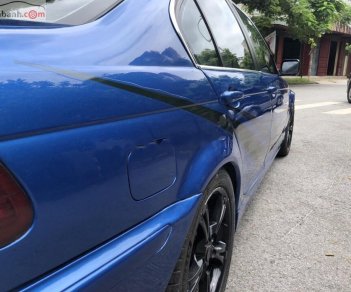 BMW 3 Series 2000 - Cần bán gấp BMW 3 Series sản xuất 2000, màu xanh lam, giá chỉ 125 triệu