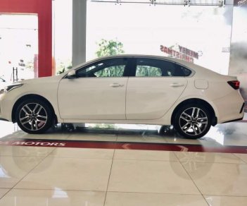 Kia Cerato   2019 - Kia Đắk Lắk bán Kia Cerato sản xuất 2019, màu trắng
