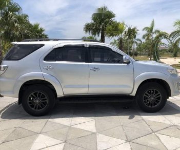 Toyota Fortuner G 2.5MT 2014 - Cần bán gấp Toyota Fortuner G 2.5MT năm 2014, màu bạc chính chủ