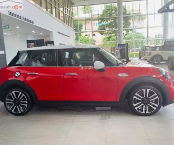 Mini Cooper S 5Dr 2018 - Bán Mini Cooper S 5DR màu đỏ, động cơ Twinpower Turbo 2.0 đến từ Anh Quốc