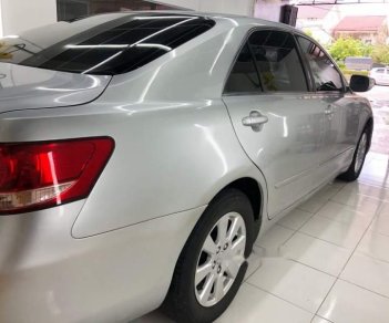 Toyota Camry 2.4G 2007 - Cần bán xe Toyota Camry 2.4G sản xuất 2007, màu bạc, giá tốt