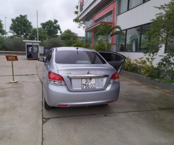 Mitsubishi Attrage 2019 - Bán xe Mitsubishi Attrage màu bạc ở Lào Cai