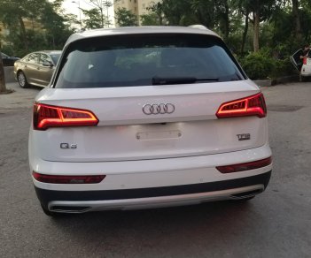 Audi Q5 2017 - Bán ô tô Audi Q5 đời 2018, màu trắng, tên công ty