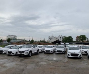 Hyundai Grand i10 2019 - Cần bán xe Hyundai Grand i10 sản xuất 2019, màu trắng, xe nhập