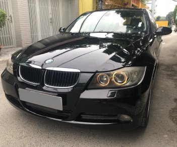 BMW 3 Series 320i 2008 - Bán BMW 320i 2008 tự động màu đen sang trọng cực kỳ.