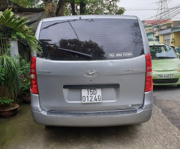 Hyundai Starex 2012 - Bán xe bán tải Hyundai Starex 2012, 6 chỗ, nhập khẩu, màu bạc, máy xăng