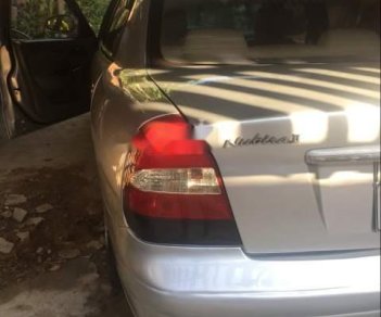 Daewoo Nubira   2001 - Bán Daewoo Nubira năm 2001, màu bạc, xe đẹp