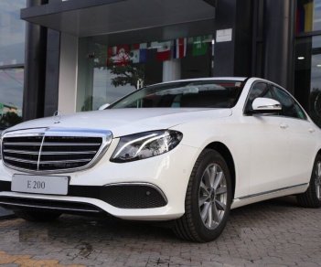 Mercedes-Benz E class E200 New Model 2019 - Cần bán xe Mercedes E200 New Model năm 2019, màu trắng