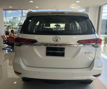 Toyota Fortuner 2019 - Bán Toyota Fortuner 2.4G số tự động, máy dầu, màu trắng ngọc trai, vay 85%, trả 250tr nhận ngay xe