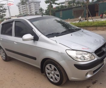 Hyundai Getz MT 1.0 2011 - Gia đình bán chiếc xe Hyundai Getz số sàn, 5 chỗ, sx 2010, đăng kí lần đầu 2011