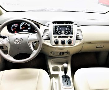 Toyota Innova G 2013 - Bán ô tô Toyota Innova G số tự động 2013, màu bạc, giá 520tr