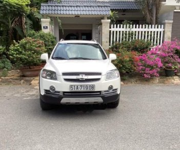 Chevrolet Captiva   2010 - Cần bán gấp Chevrolet Captiva 2010, màu trắng, xe chạy kỹ nên còn mới