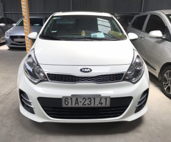 Kia Rio 5DR ATH 2015 - Bán Kia Rio HB 1.4AT màu trắng, số tự động nhập Hàn Quốc 2015, bản 5 cửa cao cấp