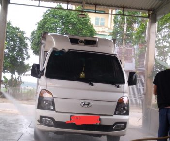 Hyundai Porter 2012 - Cần bán xe Hyundai Porter 2012, màu trắng, xe phủ bạt