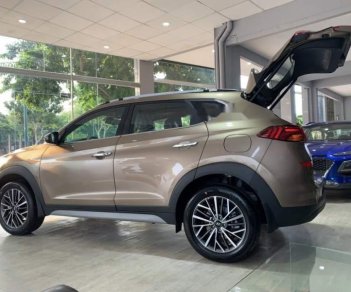 Hyundai Tucson   2.0 AT 2019 - Bán xe Hyundai Tucson 2019, màu nâu, nhập khẩu