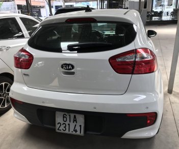 Kia Rio 5DR ATH 2015 - Bán Kia Rio HB 1.4AT màu trắng, số tự động nhập Hàn Quốc 2015, bản 5 cửa cao cấp