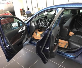 Mazda 3 2019 - Cần bán Mazda 3 đời 2019, màu xanh lam, mới 100%