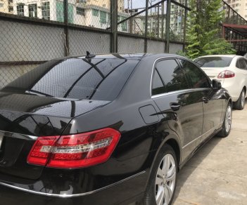 Mercedes-Benz E class E250 2011 - Bán Mercedes E250 sản xuất 2011, form 2012, xe chính chủ nội thất gần như mới nguyên