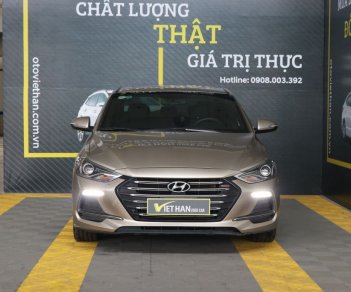 Hyundai Elantra Sport Turbo 1.6AT 2018 - Bán ô tô Hyundai Elantra Sport Turbo 1.6AT năm sản xuất 2018, màu vàng