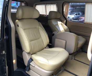 Hyundai Grand Starex Limousin 2.4AT 2014 - Bán Hyundai Starex Limousin 2.4AT máy xăng, số tự động, nhập Hàn Quốc 2014, biển Sài Gòn đi 35000km