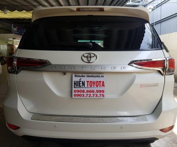 Toyota Fortuner 2.4G 2017 - Bán Toyota Fortuner 2.4G đời 2017, màu trắng, xe nhập