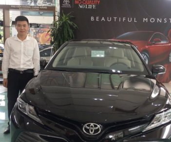 Toyota Camry 2.0G 2019 - Camry 2019 nhập Thái, giá gốc không kèm lạc