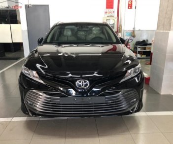 Toyota Camry 2.0G 2019 - Bán Toyota Camry 2.0 2019 nhập 100% từ Thái Lan đã có mặt ở Showroom