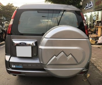 Ford Everest 2.5MT 2011 - Cần bán xe Ford Everest 2011 số sàn máy dầu, màu hồng phấn