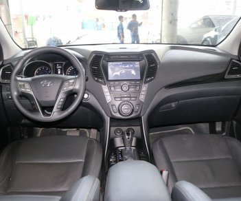 Hyundai Santa Fe 2.4AT 4WD 2015 - Bán xe Hyundai Santa Fe 2.4AT 4WD năm sản xuất 2015, màu trắng