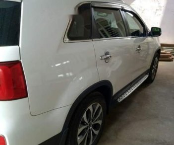 Kia Sorento 2016 - Bán ô tô Kia Sorento 2016, màu trắng, nhập khẩu nguyên chiếc xe gia đình, 800tr