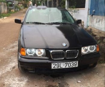 BMW 3 Series 320i 1998 - Cần bán lại xe BMW 3 Series 320i sản xuất 1998, màu đen, nhập khẩu giá cạnh tranh