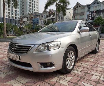 Toyota Camry 2.4G 2009 - Cần bán xe Toyota Camry 2.4G 2009, màu bạc, 545tr