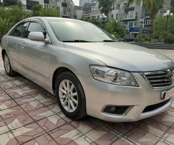 Toyota Camry 2.4G 2009 - Cần bán xe Toyota Camry 2.4G 2009, màu bạc, 545tr