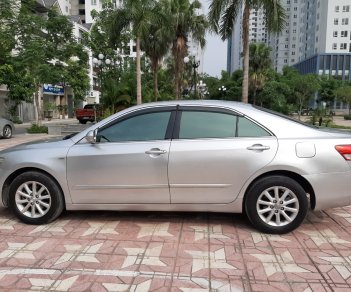 Toyota Camry 2.4G 2009 - Cần bán xe Toyota Camry 2.4G 2009, màu bạc, 545tr