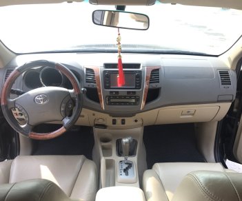 Toyota Fortuner 2009 - Cần bán xe Toyota Fortuner 2.7V 4x4AT năm 2009, màu đen, 1 chủ, xe cực gắt, xuất sắc