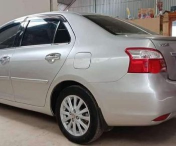 Toyota Vios E 2010 - Bán Toyota Vios E sản xuất 2010, màu bạc, nhập khẩu 