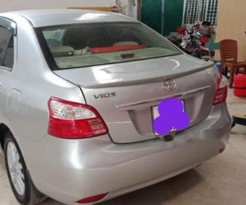 Toyota Vios E 2010 - Bán Toyota Vios E sản xuất 2010, màu bạc, nhập khẩu 