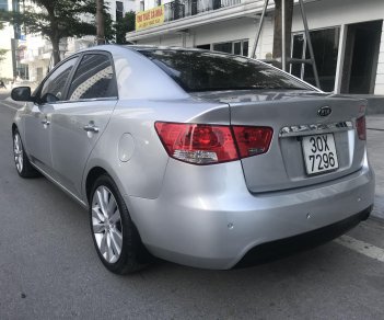 Kia Forte Sli 2009 - Bán Kia Forte Sli năm sản xuất 2010, màu bạc, nhập khẩu nguyên chiếc