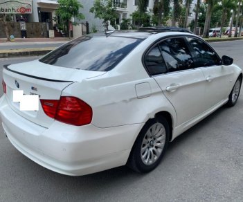 BMW 3 Series 320i 2009 - Cần bán lại xe BMW 3 Series 320i sản xuất năm 2009, màu trắng, đăng ký 2010, biển số thành phố