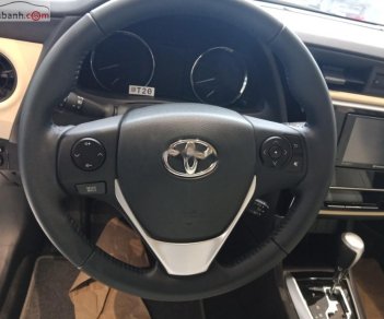 Toyota Corolla altis 1.8G AT 2019 - Bán Toyota Corolla altis 1.8G AT đời 2019, màu đen, 730tr