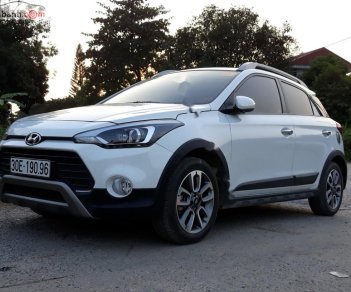 Hyundai i20 Active 2016 - Bán Hyundai i20 Active 2016, màu trắng, xe nhập  