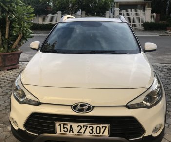 Hyundai i20 Active  1.4L 2016 - Cần bán xe Hyundai i20 Active 1.4L sản xuất 2016, màu trắng, nhập khẩu 