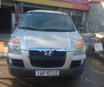 Hyundai Starex GRX 2005 - Xe Hyundai Starex GRX năm sản xuất 2005, màu bạc, xe nhập 