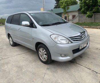 Toyota Innova 2010 - Bán Toyota Innova đời 2010, màu bạc, chỉnh chủ, giá tốt, 365 triệu đồng